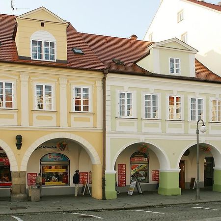 Penzion U Chodskeho Hradu Domazlice Exterior photo